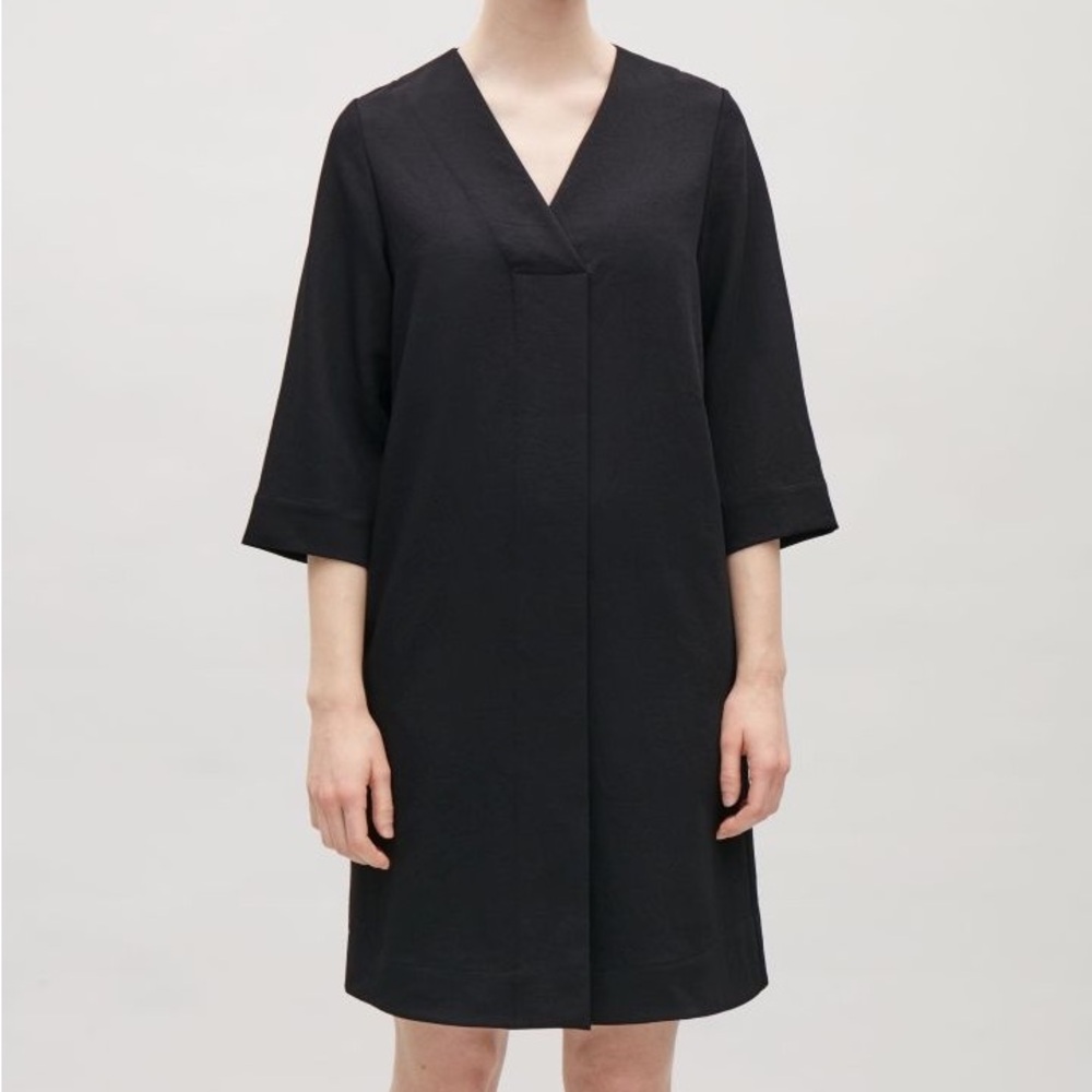 Cos Crossover V-Neck Dress With Pockets A-Line Black